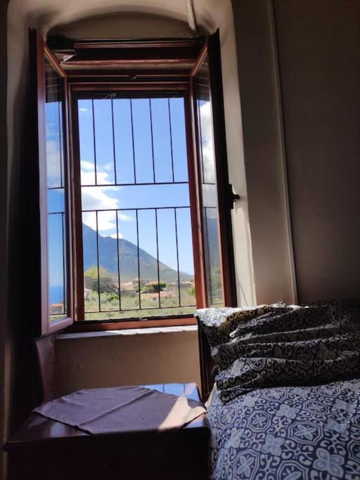 Μαγεμένος Πύργος Στις Θαλάμες Apartment Koumani Luaran gambar